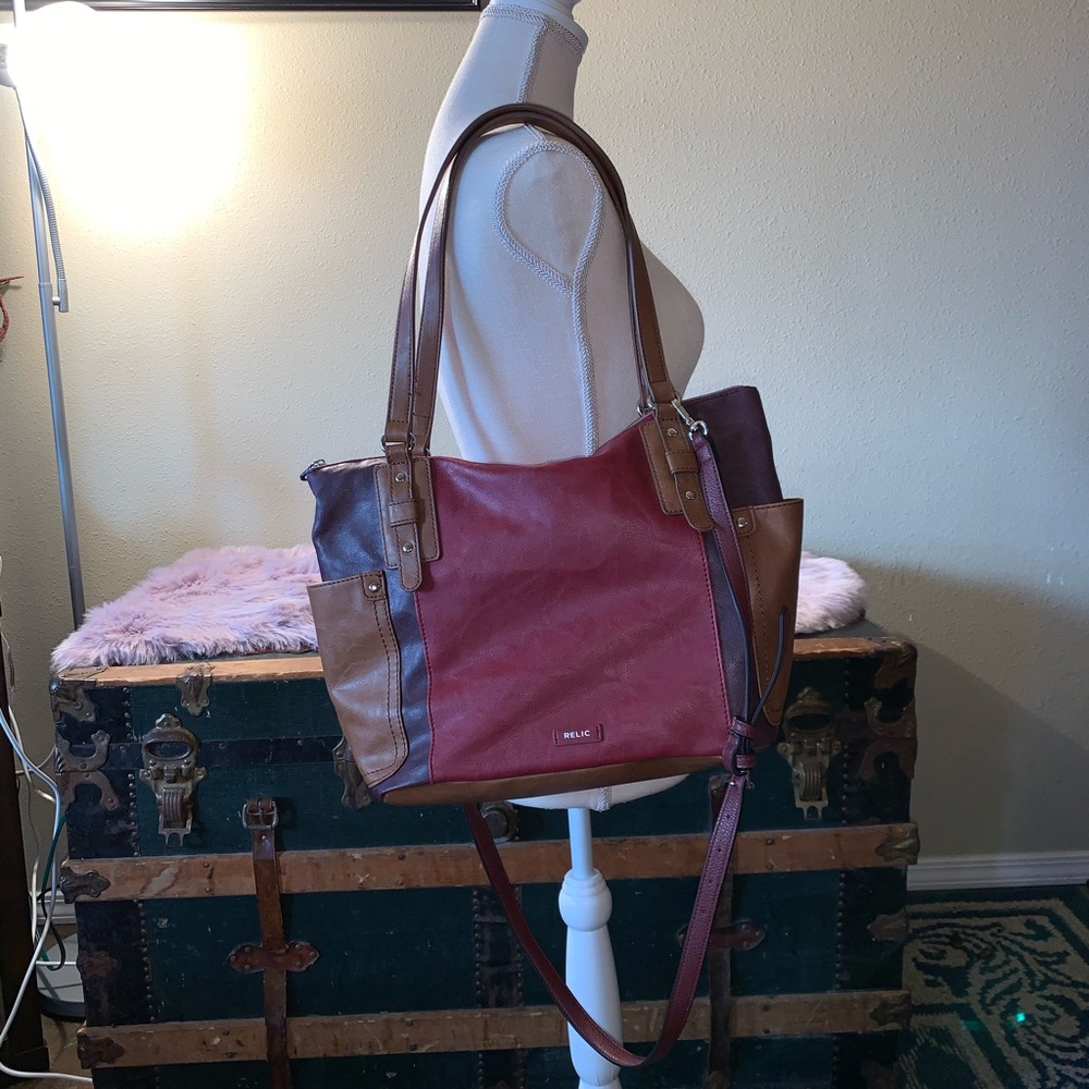 Relic multicolored vegan leather purse- like new - Picture 3 of 16